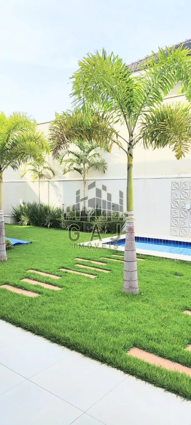 Casa de Condomínio à venda com 4 quartos, 300m² - Foto 1