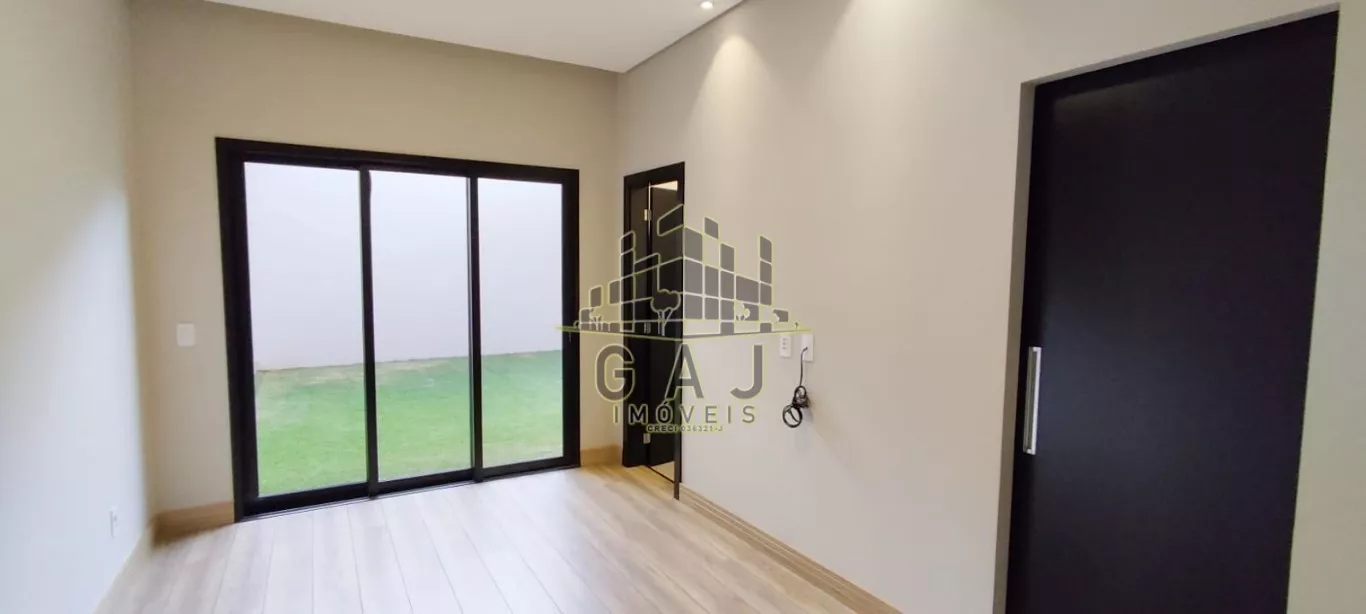 Casa à venda com 3 quartos, 211m² - Foto 3