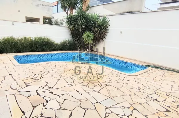 Casa em condomínio 3 suítes 205m2 Jd Imperador - Americana/SP