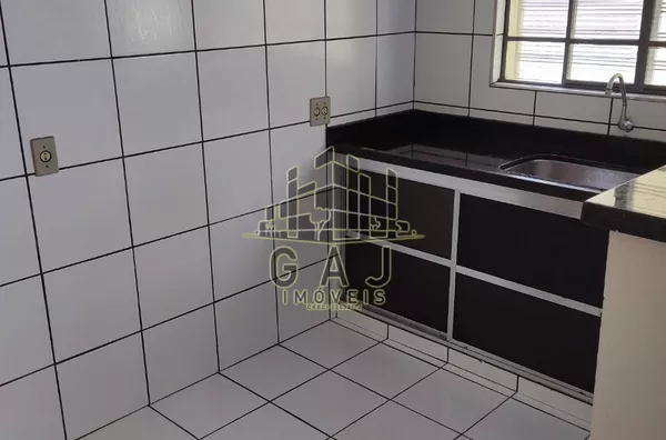 Casa residencial 2 dormitórios no Centro de Americana-SP