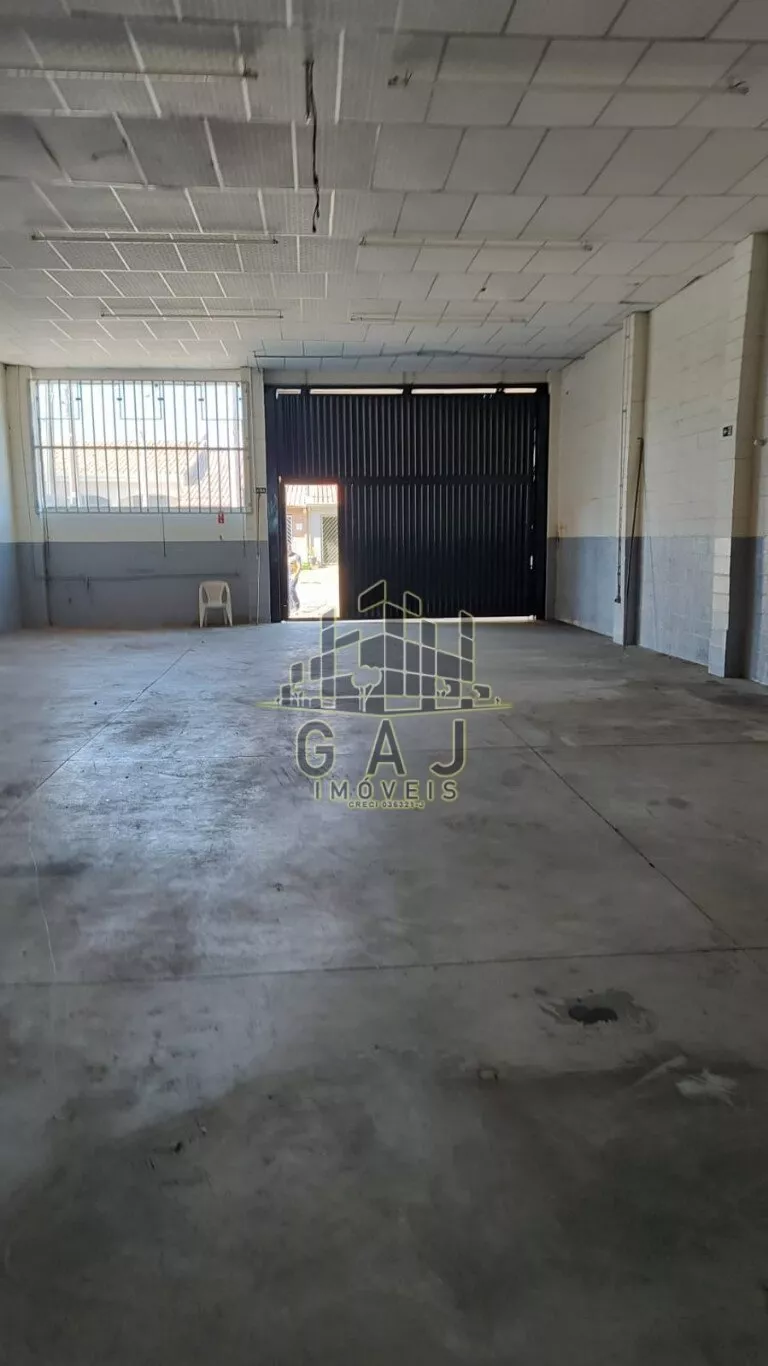 Prédio Inteiro para alugar, 199m² - Foto 1