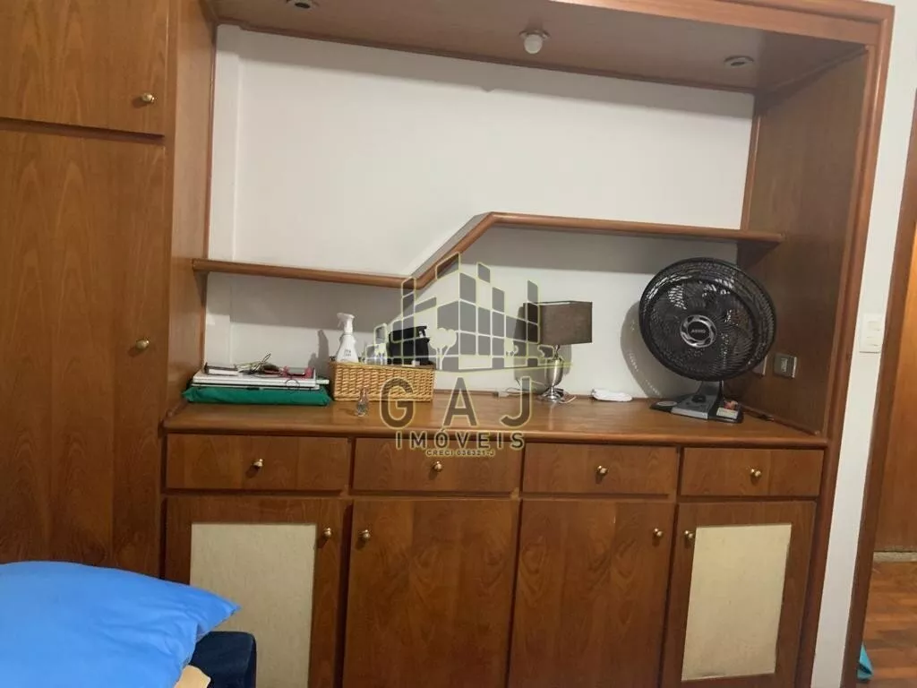 Apartamento à venda com 3 quartos, 190m² - Foto 19