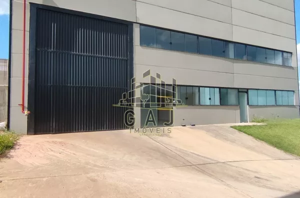 Salão industrial 884m² em condominio fechado - SBO/SP