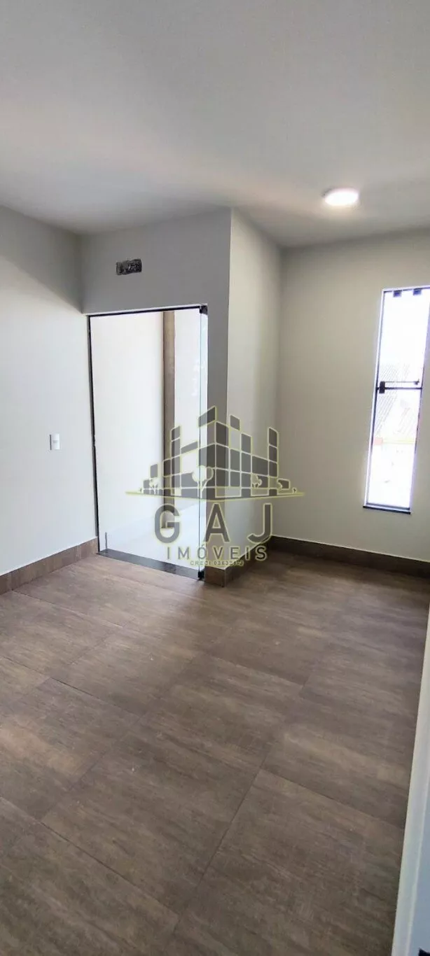 Casa à venda com 3 quartos, 98m² - Foto 13