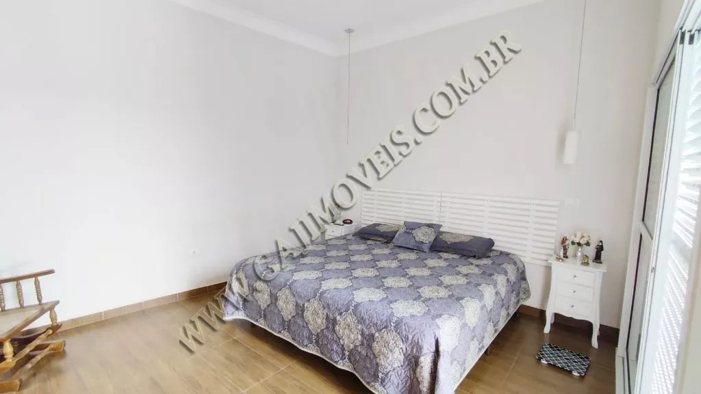 Casa de Condomínio à venda com 3 quartos, 243m² - Foto 11