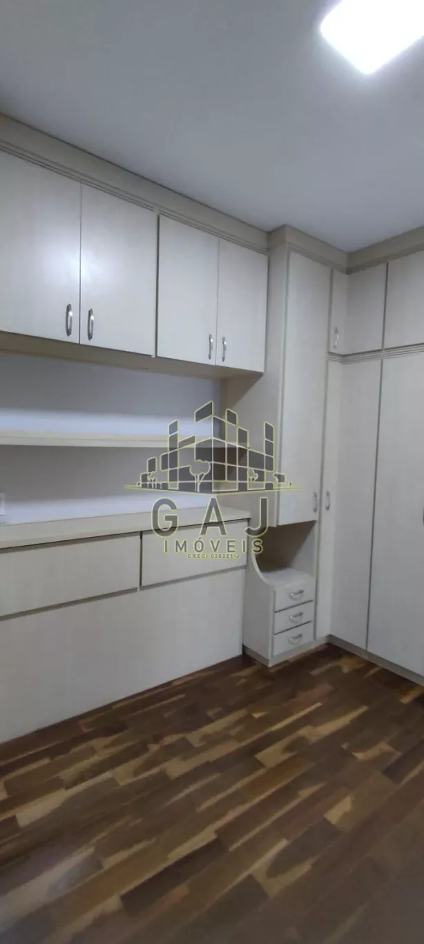 Casa à venda com 3 quartos, 224m² - Foto 6