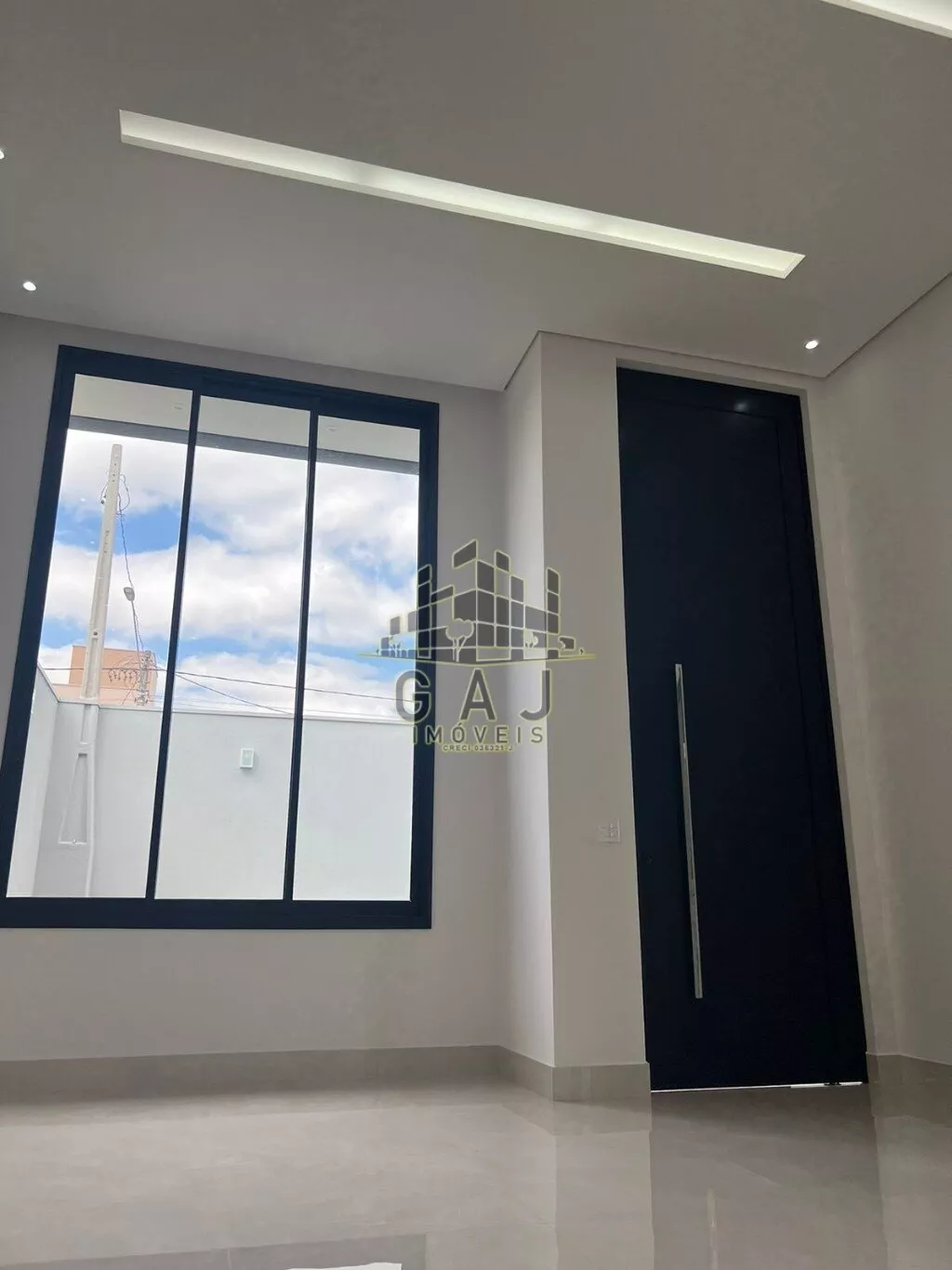 Casa à venda com 3 quartos, 220m² - Foto 12