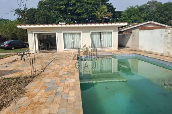 Chácara 1100m² c/ casa 155m² 3 dorms 2 suítes Praia Namorados - Americana/SP