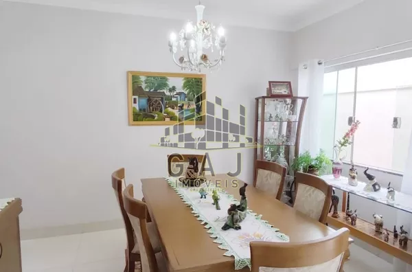 Casa ALTO PADRÃO c/ 3 suítes Jd Flamboyant - SBO/SP