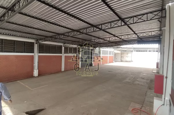 Salão industrial c/ 3.362m² - Frente a SP-304 - Americana/SP