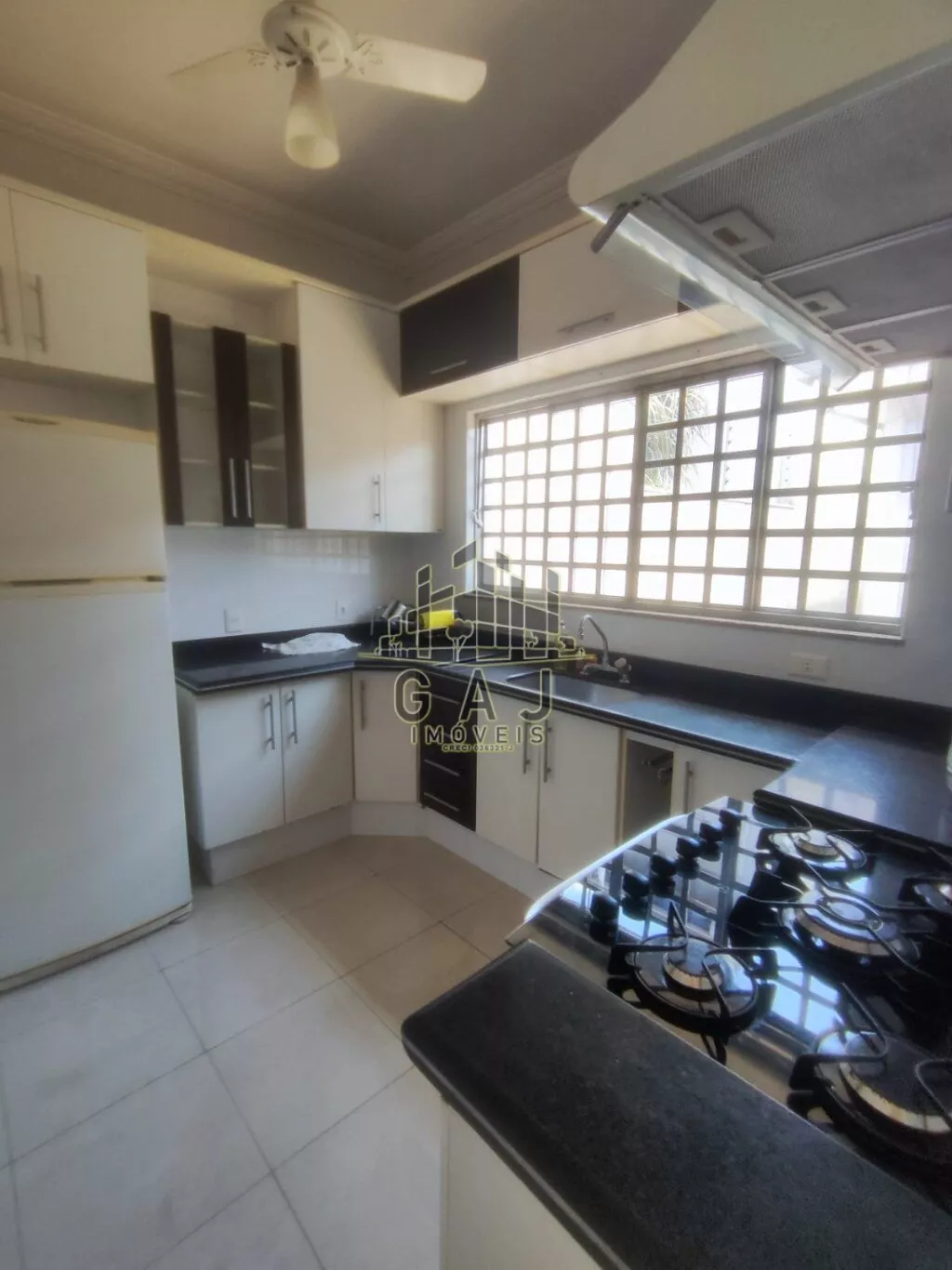 Casa, 3 quartos, 192 m² - Foto 14