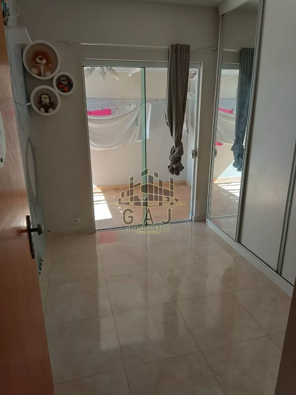 Apartamento à venda com 2 quartos, 87m² - Foto 9