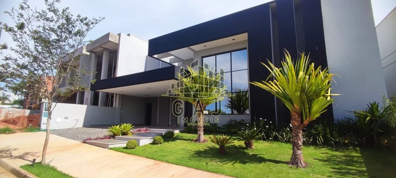 Casa de Condomínio à venda com 3 quartos, 245m² - Foto 1