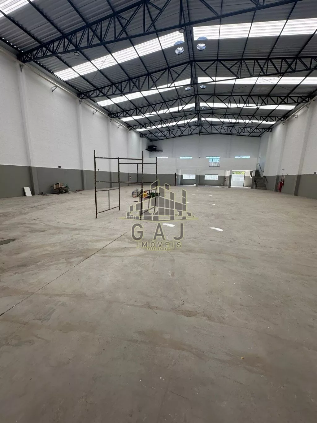 Depósito-Galpão-Armazém para alugar, 983m² - Foto 1