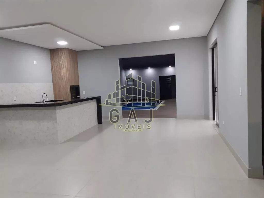 Casa à venda com 3 quartos, 220m² - Foto 7