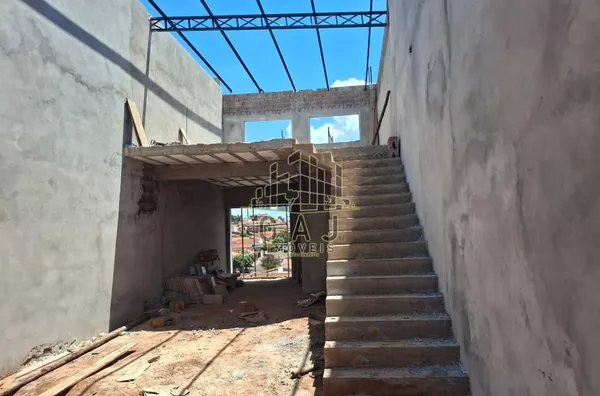 Salão comercial com renda e 200m² - Jardim Sartori - SBO/SP