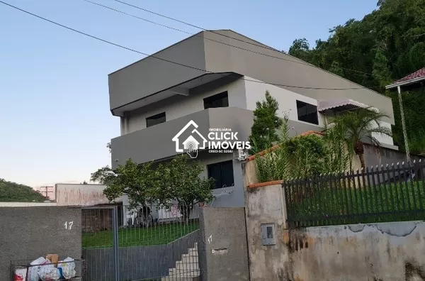 Apartamento 2 quartos Velha Central