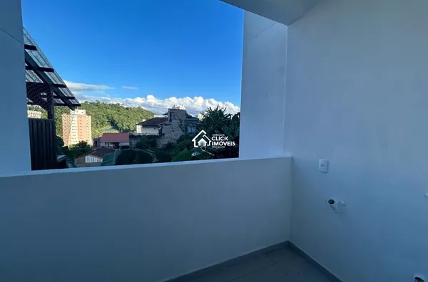 Sobrado 2 dormitórios, semi-mobiliado  Itoupava Seca próx a Santa Clara