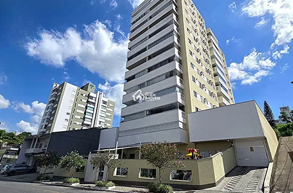 Apto Semi-Mobiliado com 3 dormitórios sendo 2 suítes no Bairro Vila Nova em Blumenau.