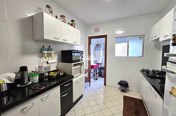 Excelente apartamento com 3 dormitórios no Bairro Velha Central