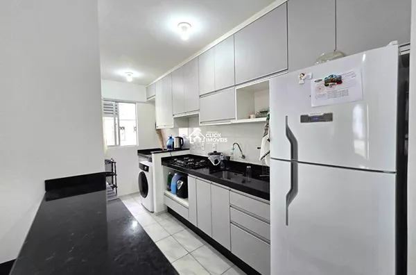 Apartamento com 2 dormitórios no Bairro Água Verde Blumenau