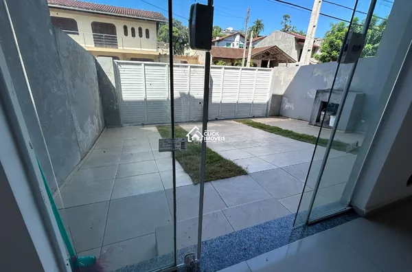 Sobrados ao lado do Golden Park