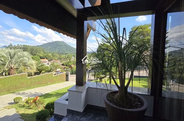 Casa de alto padrão, bairro Capitais, Timbó