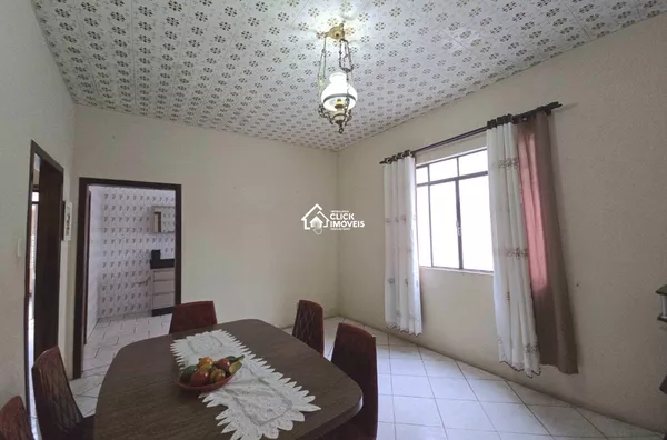 Casa Residencial e Comercial com 2 pavimentos no Bairro Gloria em Blumenau