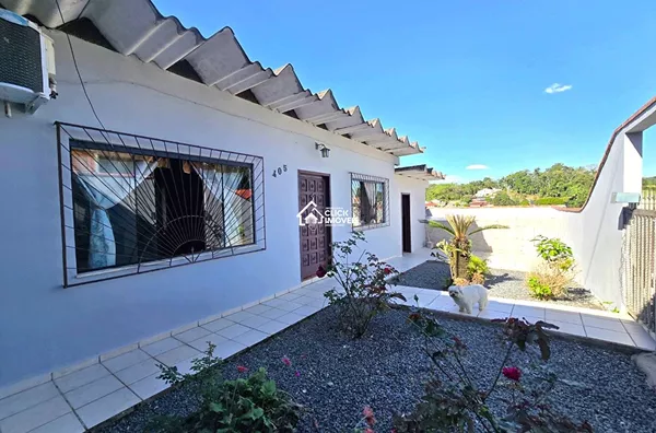 Casa Residencial com 3 dormitórios no Bairro Itoupava Central - Blumenau