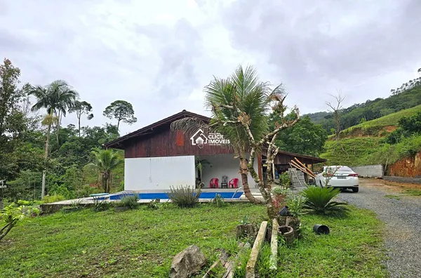 Lindo Sítio no Bairro Belchior Alto – Gaspar