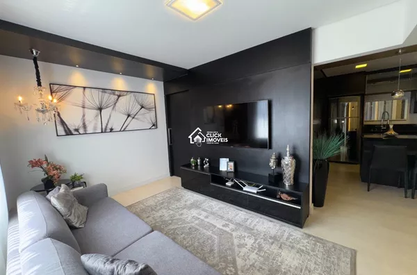 2 Casas e uma kitnet a venda