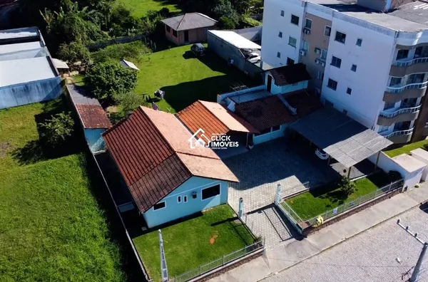 Casa para Venda, 1.593,5 m² de Terreno, Carijós, Indaial