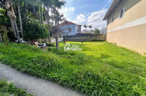 #casa#padraodeacabamento#2terrenos#gaspar