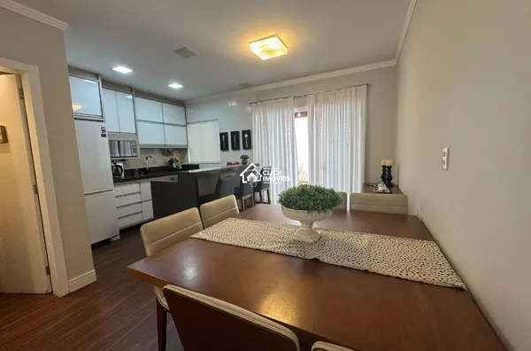 Sobrado com 3 suítes mobiliada 