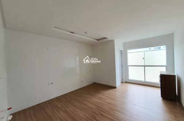 Lindo sobrado triplex com 2 suítes  Escola Agrícola, Blumenau