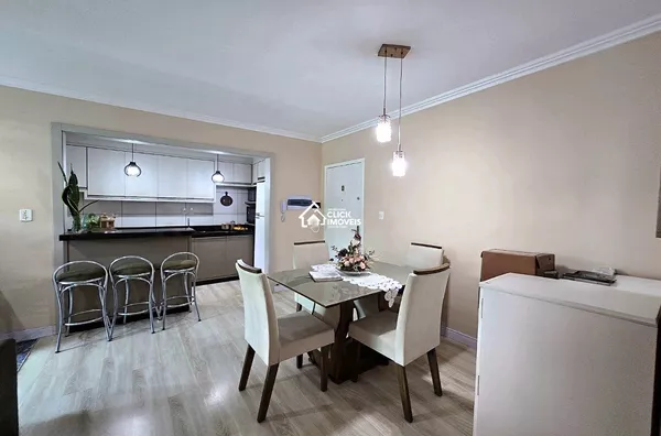 Apto Semimobiliado com 2 dormitórios sendo 1 suíte no Bairro Badenfurt em Blumenau.