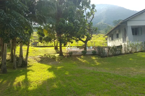 Sítio Pronto em  Rio Dos Cedros