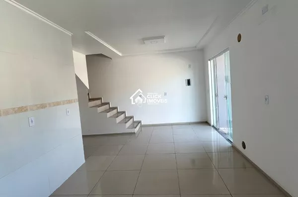 Sobrados ao lado do Golden Park