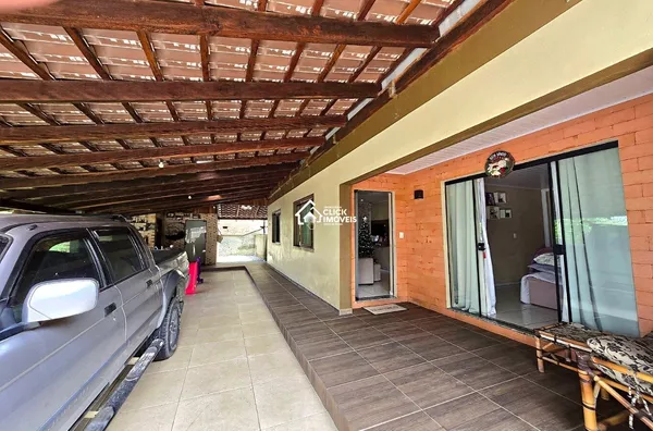 Casas com 4 Dormitórios no Bairro Itoupava Central – Blumenau