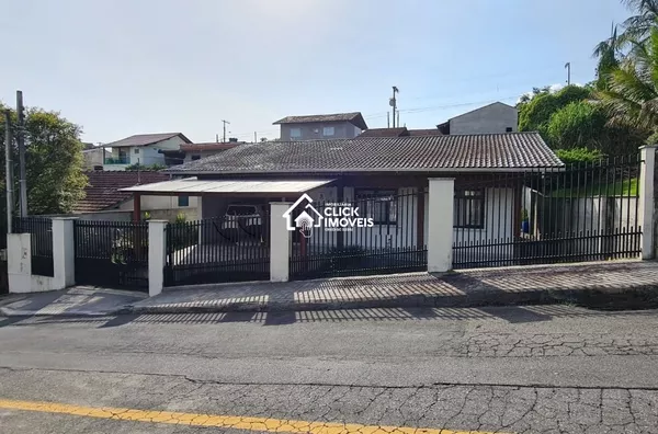 Casa para venda, 4 quarto(s),  Velha Central, Blumenau