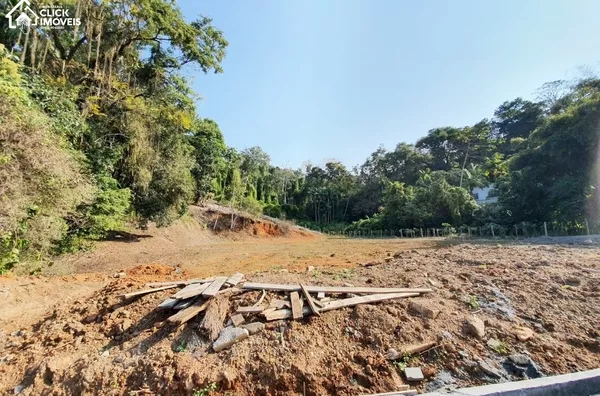Terreno Residencial em ótima localização no Bairro Badenfurt, Blumenau.