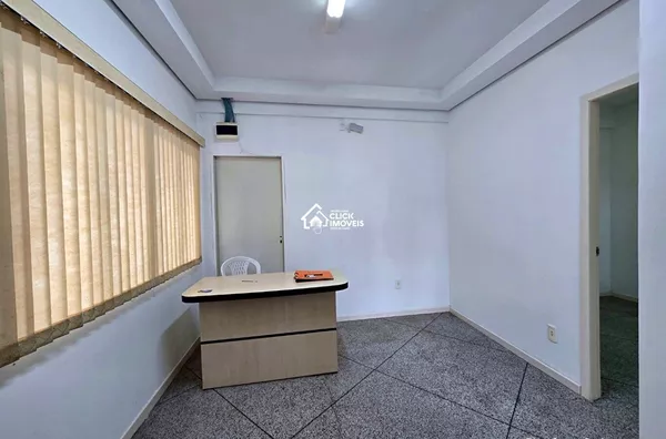 Sala comercial localizada em um dos principais corredores de serviços de Blumenau
