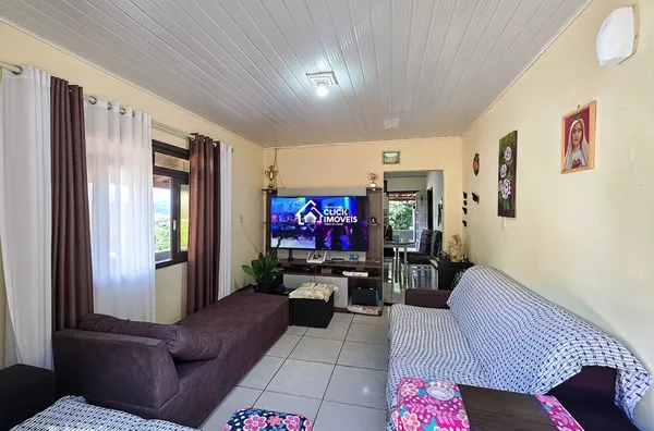 Casa com 2 dormitórios no Bairro Tribess - Blumenau