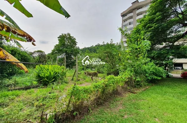 Terreno Residencial para construir ou para investimento no Bairro Vila Nova.