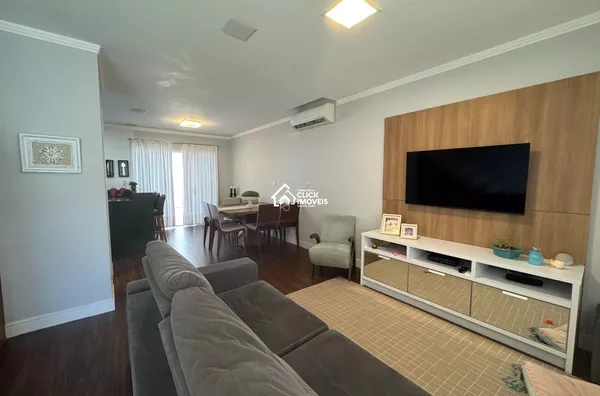 Sobrado com 3 suítes mobiliada 