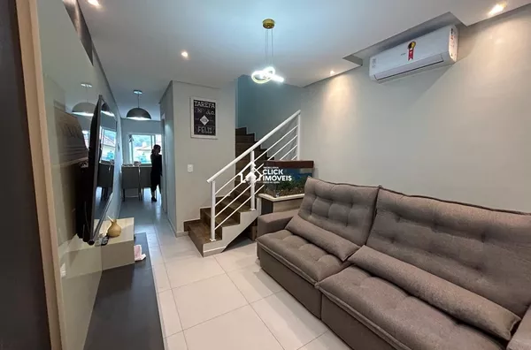 Sobrado 2 dormitórios, semi-mobiliado  Itoupava Seca próx a Santa Clara