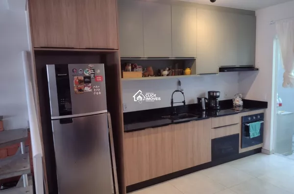 Sobrado com três quartos no  Fidelis