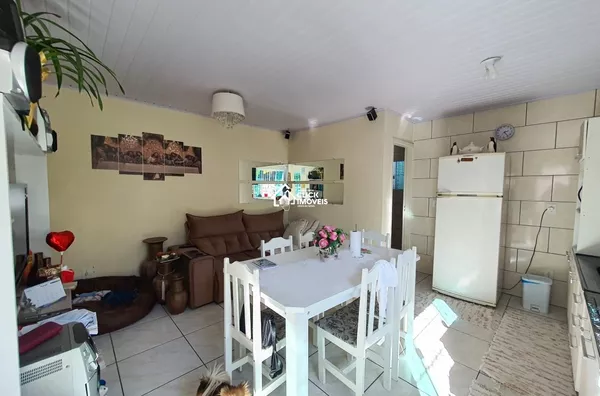 Casa residencial com 3 dormitórios no Bairro Tribess