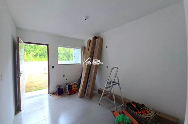 Lindo sobrado com 2 dormitórios no Bairro Itoupava Central