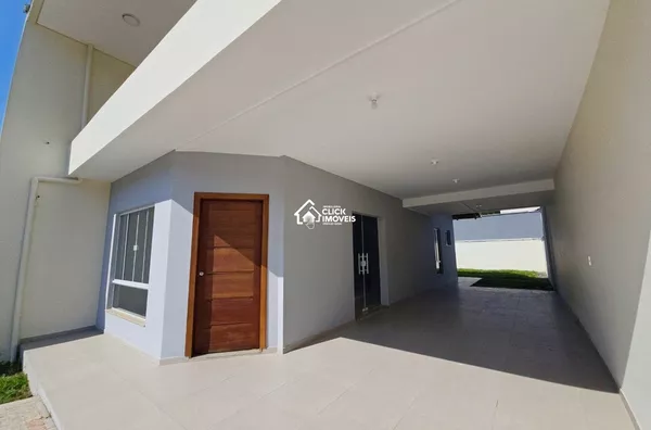 Excelente Sobrado com 3 dormitórios sendo 1 suíte no Bairro Velha Central